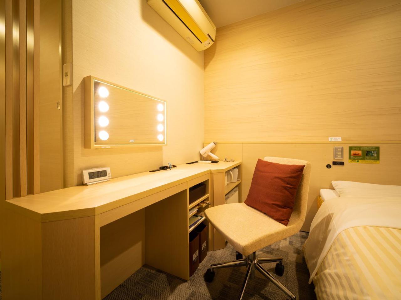 Natural Hot Spring Super Hotel Kumamoto Chamber Of Commerce Esterno foto
